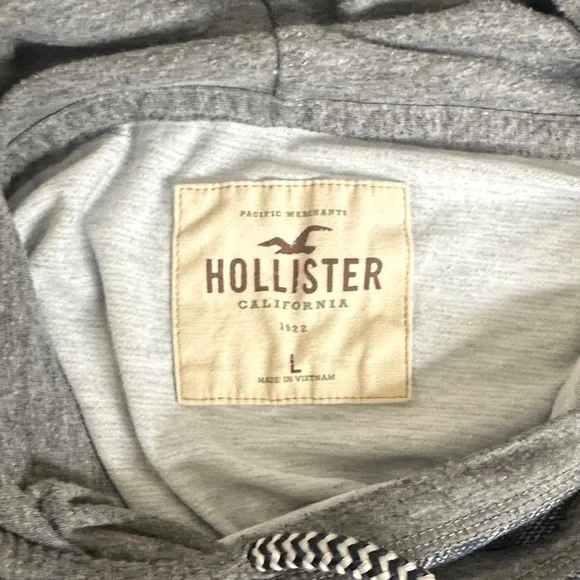 Hollister Heathered Gray Hoodie - Picture 10 of 10